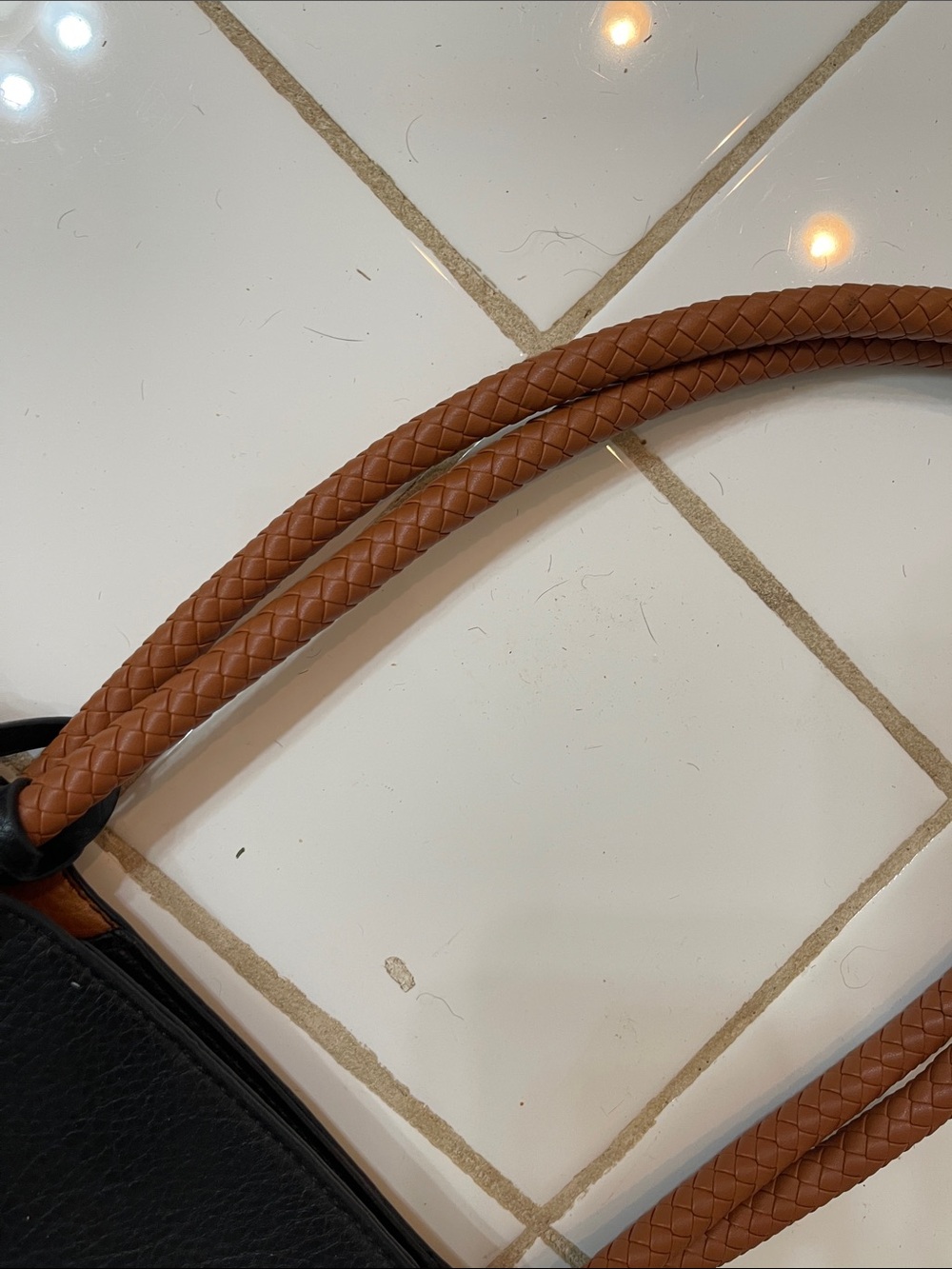 Large tote - Picture 3 of 5